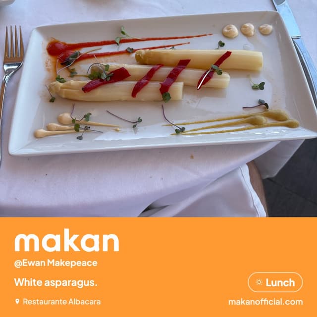 White asparagus. at Restaurante Albacara — shared on Makan